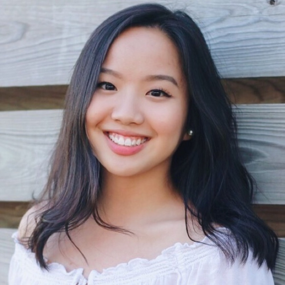 Meet your Posher, Emily